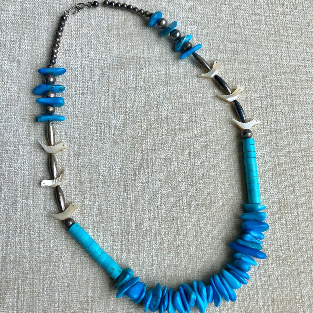 NWOT mint condition turquoise necklace
